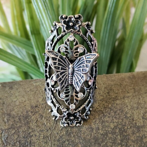 Large Butterfly Antique Silver Tone Adjustable Band Ring 💥3 for $24💥 - Picture 1 of 12
